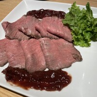 八吉 新宿西口店 - 日本橋 日山さんのローストビーフ（2800円）