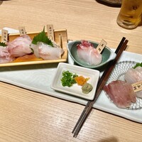 八吉 新宿西口店 - お造り六点盛合せ（3500円）