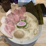 鶏そば 唆る 栄店 - 