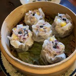 cafe & bar MÉLI-MÉLO - とうもろこしとバイマックルーのエスニックしゅまい