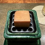 東山 吉寿 - 定番のスモークチーズとハイボール