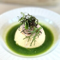 ラ ポルト - ズワイガニの温製フランほうれん草のソース