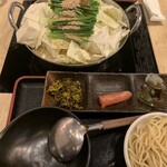 博多もつ鍋おおやま 福岡空港 - 