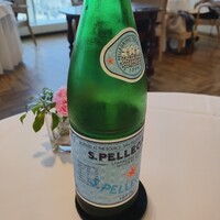オーベルジュ・ド・リル ナゴヤ - サンペレグリノ（炭酸水）
