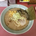 ラーメンショップ - 味噌ラーメン 800円