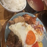  餃子とチャーシュー エソラ - 