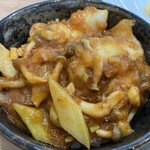 CHINESE DINING 瑞 - イカのスパイシー炒め丼