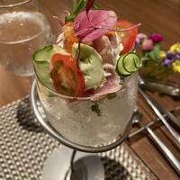 ルサンク  - ◉ マグロミキュイ　イクラ、トマト、アボカドソルベ