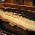 うどん 丸香 - チーちく天（チーズ入りちくわ）