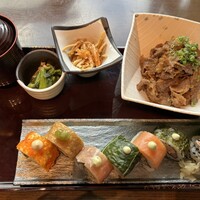 SHARI東銀座 - 【平日Lunch限定】ロール寿司8種+選べる定食ランチ(牛肉を選択) SHARI東銀座 - 【平日Lunch限定】ロール寿司8種+選べる定食ランチ(牛肉を選択)