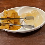 カレー屋SATCHMO - 付け合わせ