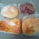 ダーシェンカ - プレミアムくりーむぱん、チョコロール、キーマカレーパン、フレンチトースト