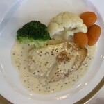 レストランヒルトップ - 魚　カラスカレイのポワレ　マスタードソース