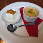 メヒコ - フランとクリームチーズの上にウニ