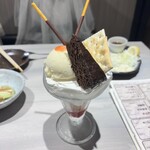 めしや ヒナタ俱楽部 - 