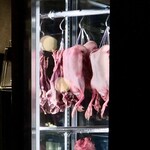 apothéose - 吊り下げられた「鴨」