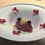 apothéose - ◉小田原 八木下農園ブルーベリーのソルベ
      ブルーベリー/アメリカンチェリー/カシス/自家製杏仁豆腐