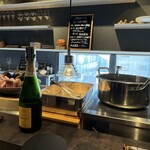 トンカツとワイン 日月 - 