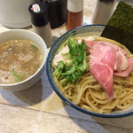 中華そば 四つ葉 - つけ麺大盛
      