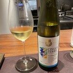 イル アオヤマ - グラス白