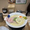 おダシと銀しゃり 中華そば 三ノル