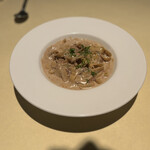 ムートン - ポルチーニ茸のクリームソース タリアッテレ