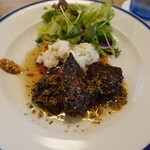 ビストロ・ラ・ターブル - 牛サガリのステーキ