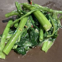 中国飯店 富麗華 - 空芯菜の腐乳炒め