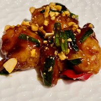 中国飯店 富麗華 - えびの炒め  四川山椒と唐辛子の特製醤油