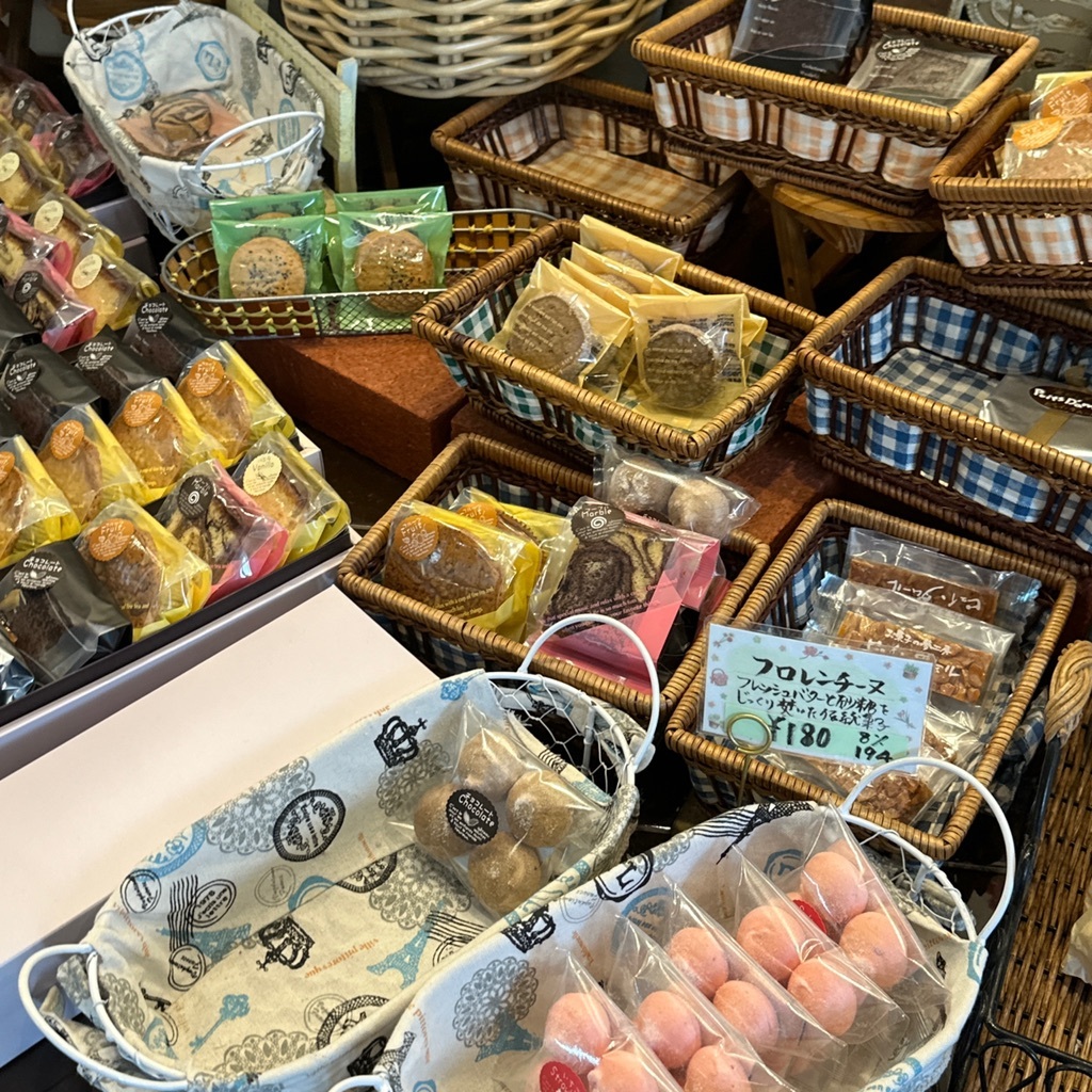 写真 : ピュイ・ダムール （Puits Damour） - 粉浜/ケーキ