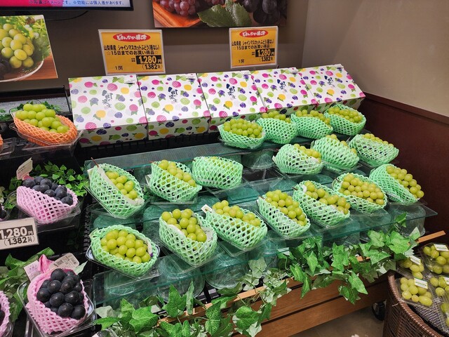 ヨークベニマル 本宮インター店 - 五百川（コンビニ・スーパー）の写真