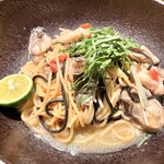 トラットリア　ゼータ - 牡蠣とはものパスタ