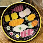 あ麺んぼ - 小皿可愛すぎて思わず写真を撮った