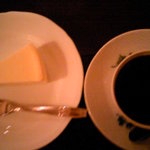 カフェ・グレ - ブレンドとチーズケーキ