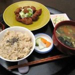 米の子 - 玄米お昼ご飯…1,000円