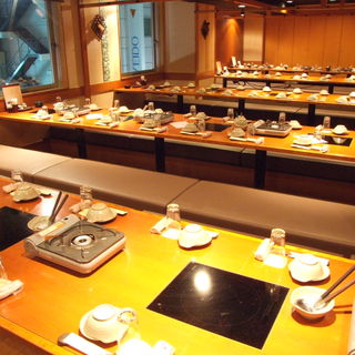 Can accommodate up to 100 people! selection the large-scale banquet to the dogs♪