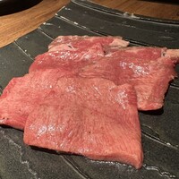 和牛とタン 焼肉 とみ 新橋本店 - 