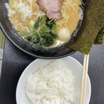 家系横濱ラーメン 川壱や - 