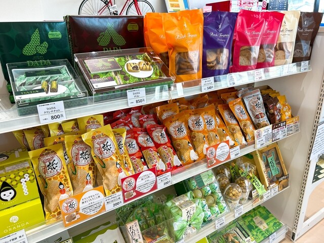 庄内観光物産館 ミライニ店 &ndash; 酒田で地域特産品を満喫