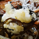 手打ちうどん　福家 - 甘口の昆布が入っています