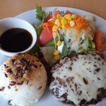 ジョイフル - チーズハンバーグ　ライス　サラダ　スープバー付　650円