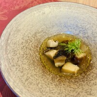 GLICINE di ACQUA PAZZA - はじまりの一皿　しいたけと冬瓜のスープ
