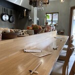 おともトごはん おかもト食堂 - 