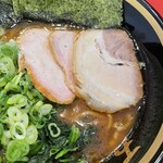 横濱家系ラーメン 五代目 野中家 - 