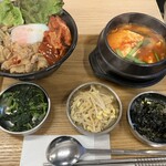 スンドゥブ 中山豆腐店 高田馬場 - 