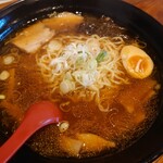 菜華楼 - 醤油ラーメン（大盛り）