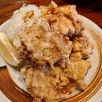 菜華楼 - 鶏の唐揚げ（塩）