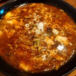 菜華楼 - 酸辣麺（980円）