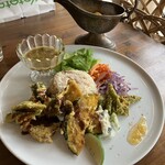 平和的ごはん パドマ - 