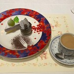 ル・ポティロン - 夫が選んだブドウのムースケーキ